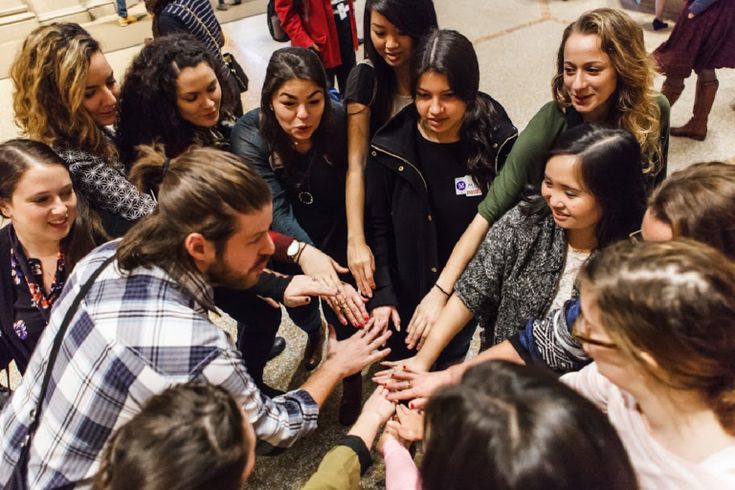 Tổ chức sự kiện 